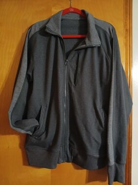 lululemon athletica Men's Lightweight Zip Jacket - Dark Gray